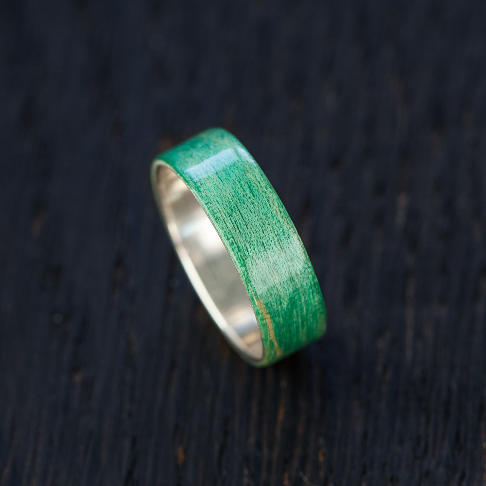 BoardThing green Recycled Skateboard Bentwood Ring - BoardThing