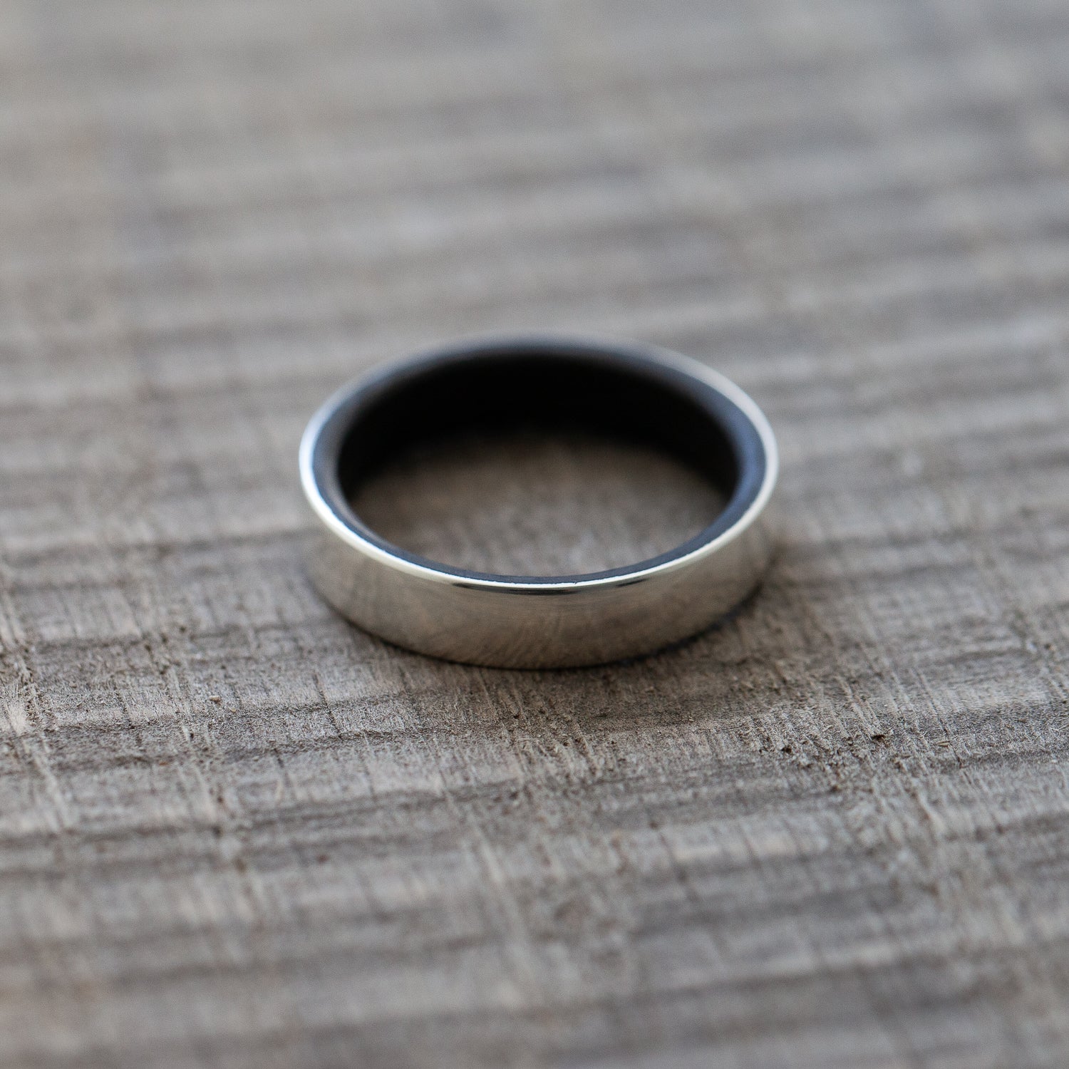 Black Carbon Ring Silver Outside - BoardThing