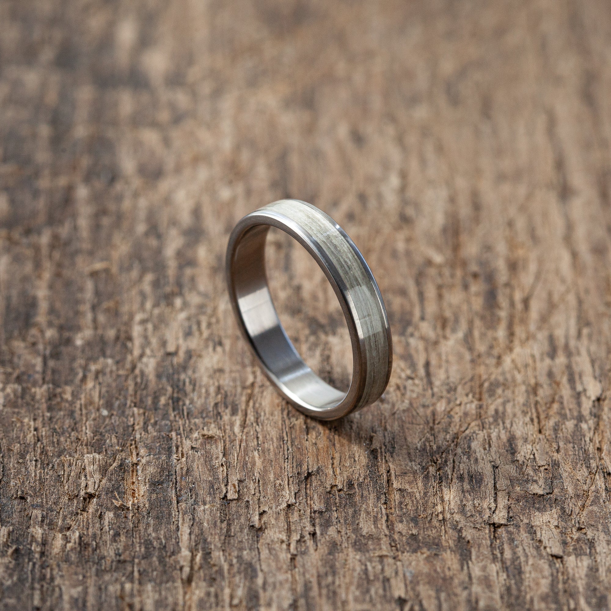 Hemp fiber titanium ring - BoardThing