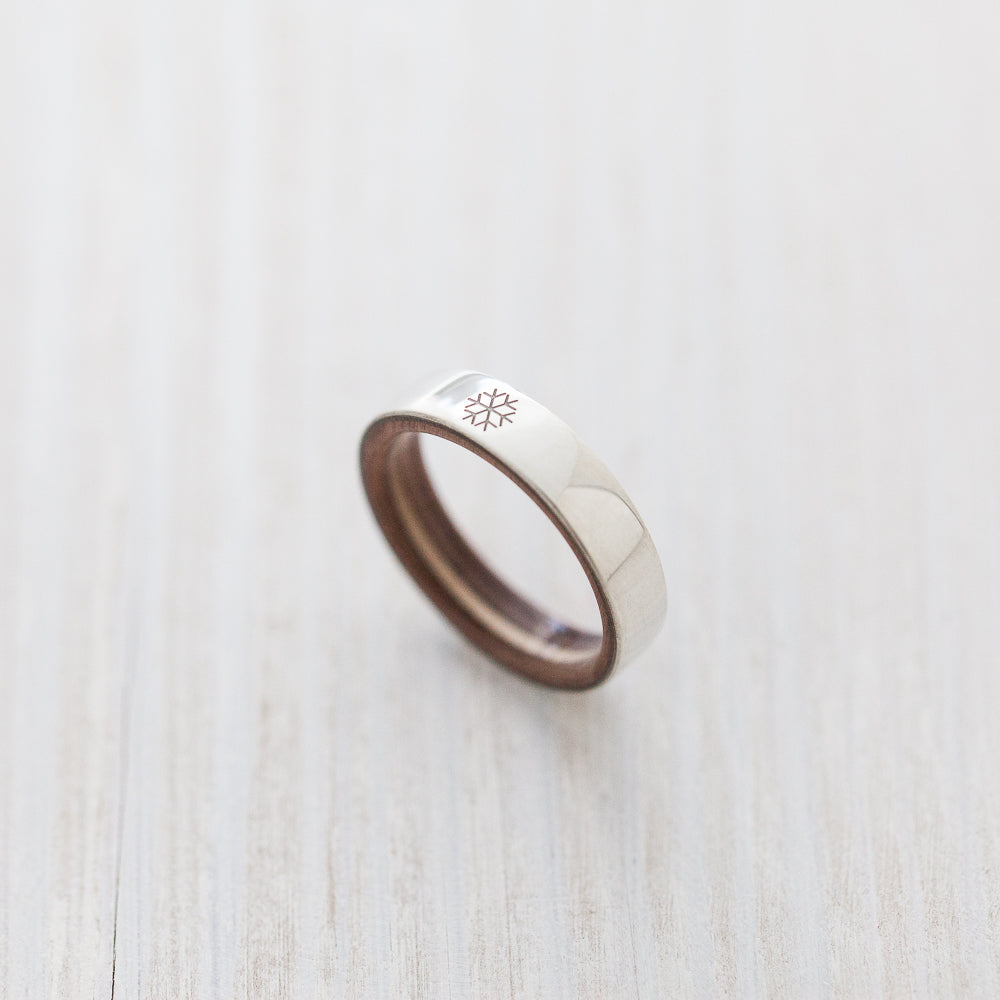 Snowflake engraving on silver & wooden skateboard ring - BoardThing