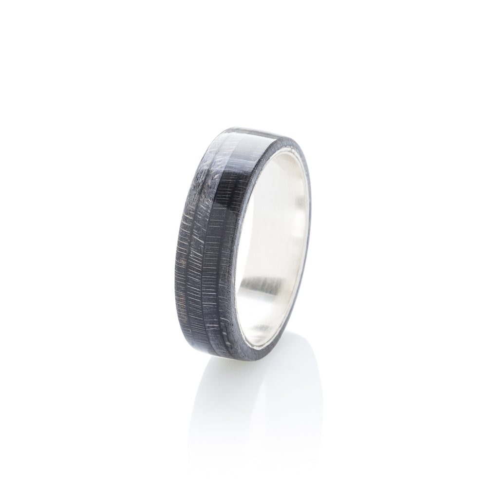 Skateboard ring - Black wood & silver | Boardthing - BoardThing